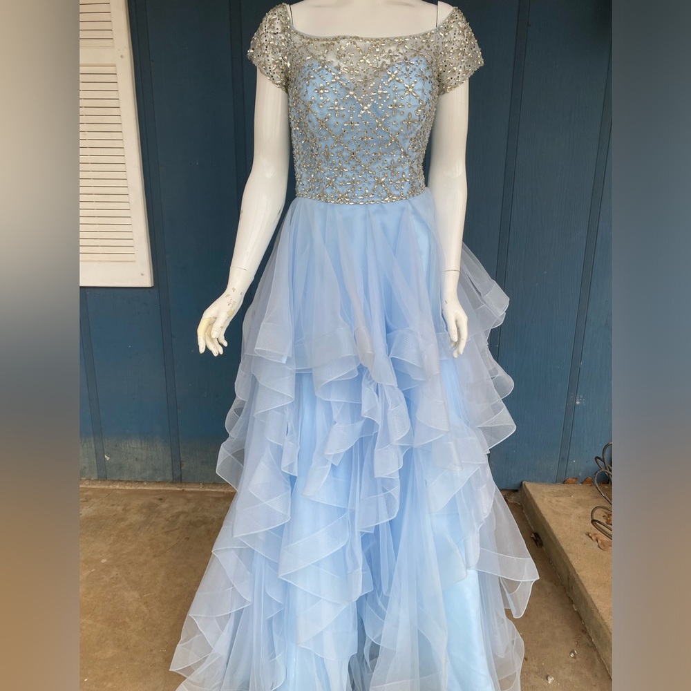 Blue floor length princess prom dress